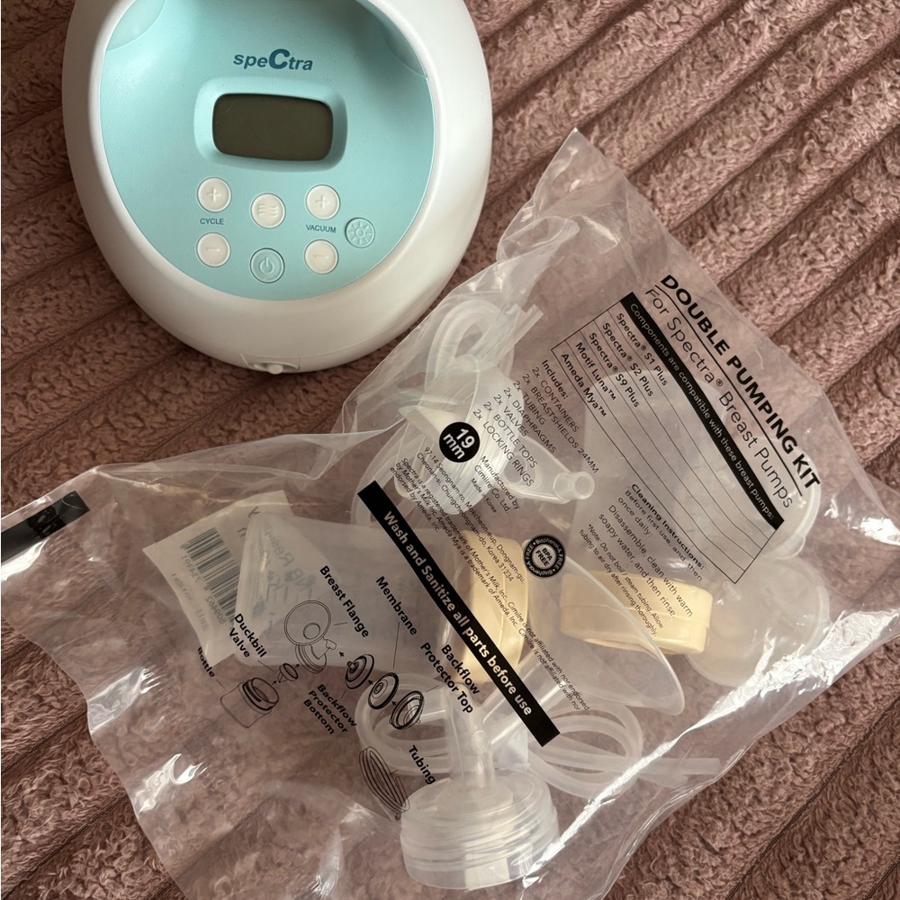 Spectra S1 breastpump and spare parts
